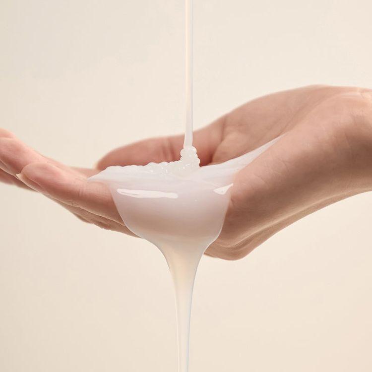Kundal Rich Soymilk Creamy Body Wash 500ml Mellow Vanilla